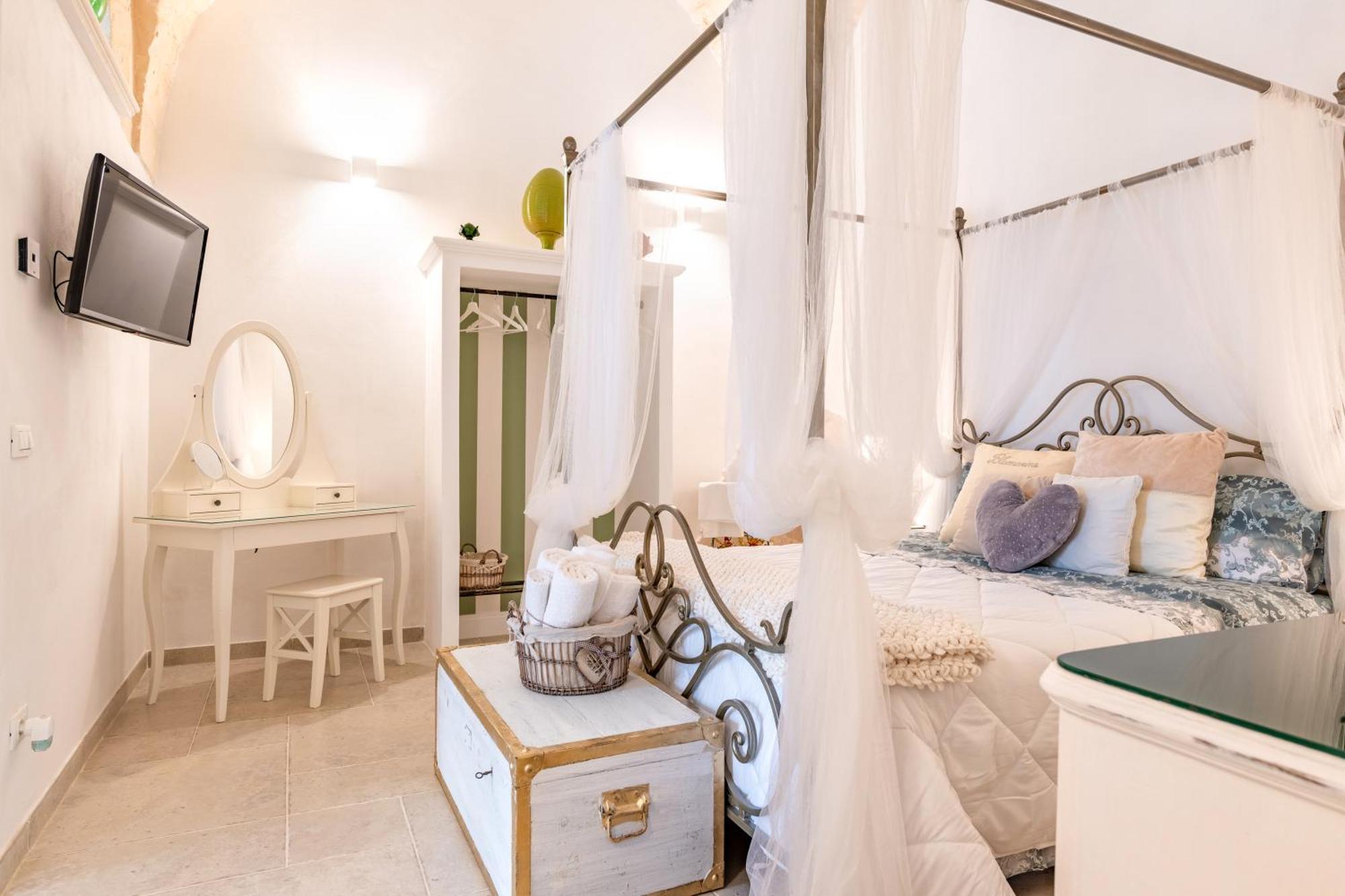 Un Giorno Bellissimo Suite & Spa Martina Franca Exterior foto