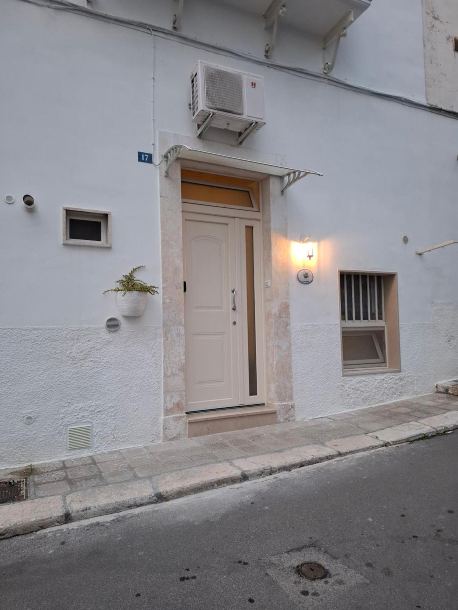 Un Giorno Bellissimo Suite & Spa Martina Franca Exterior foto